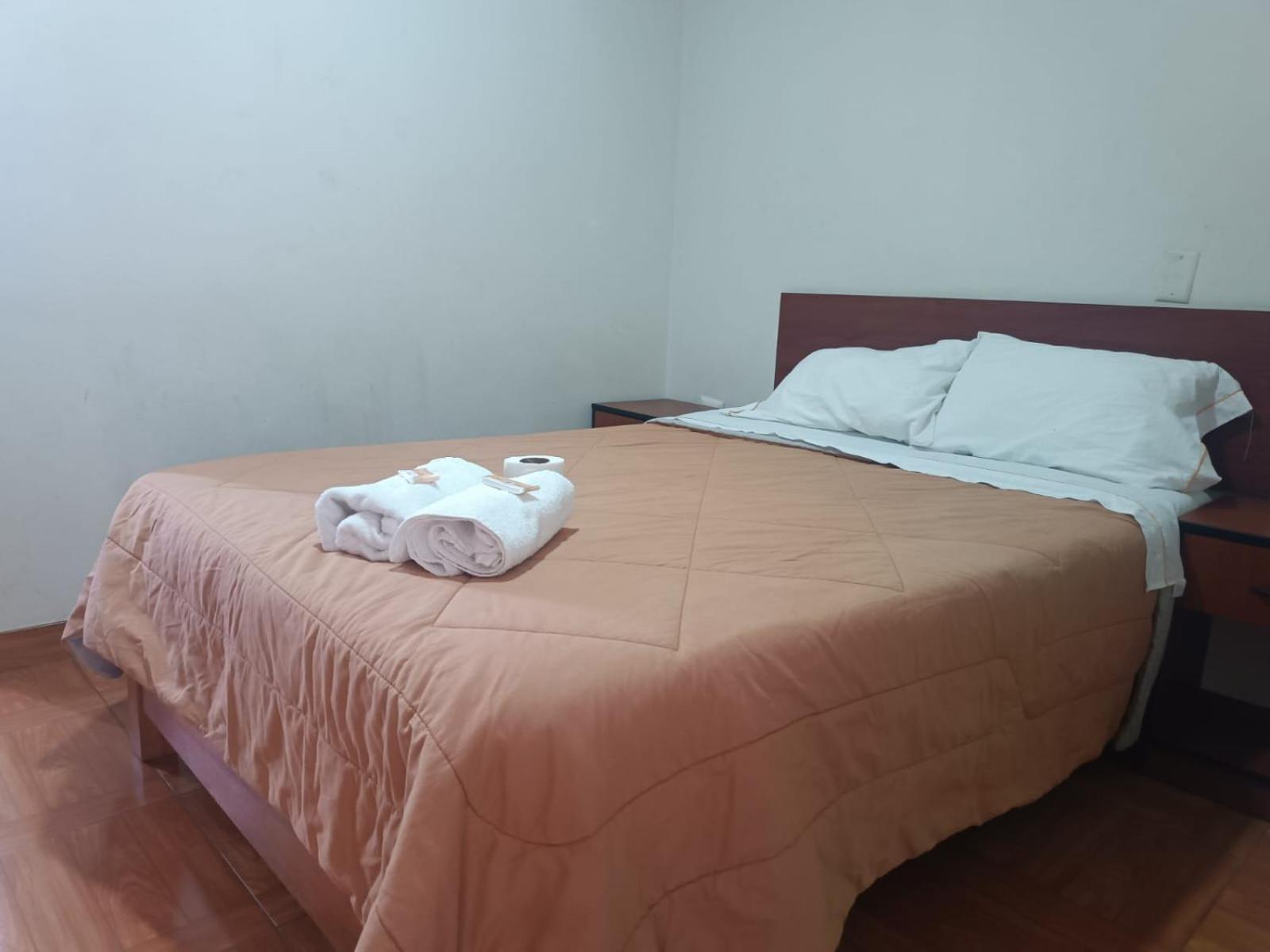 Hostal Yuraq Wasi 596 Ayacucho Ngoại thất bức ảnh