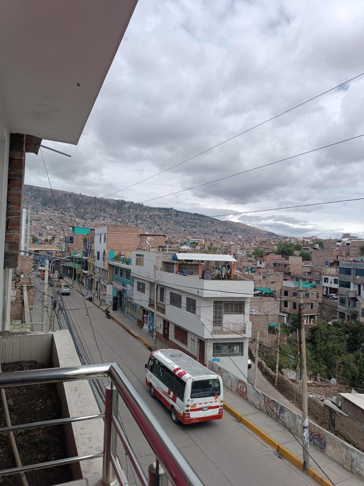 Hostal Yuraq Wasi 596 Ayacucho Ngoại thất bức ảnh