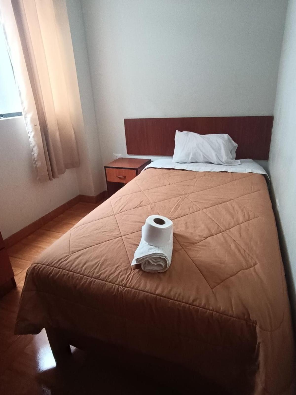 Hostal Yuraq Wasi 596 Ayacucho Ngoại thất bức ảnh